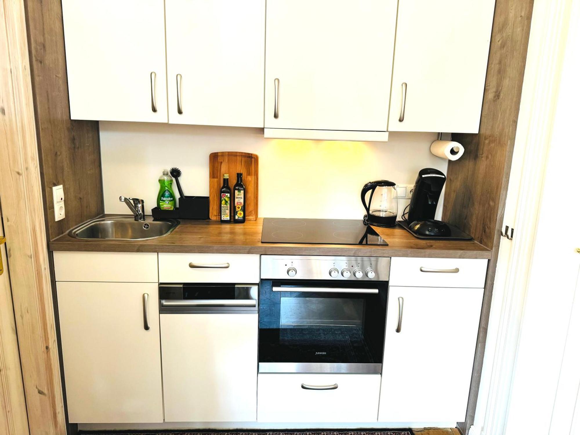 Superhosts Zentrum - Parkplatz - Badewanne - Netflix - Kaffee BRE エクステリア 写真